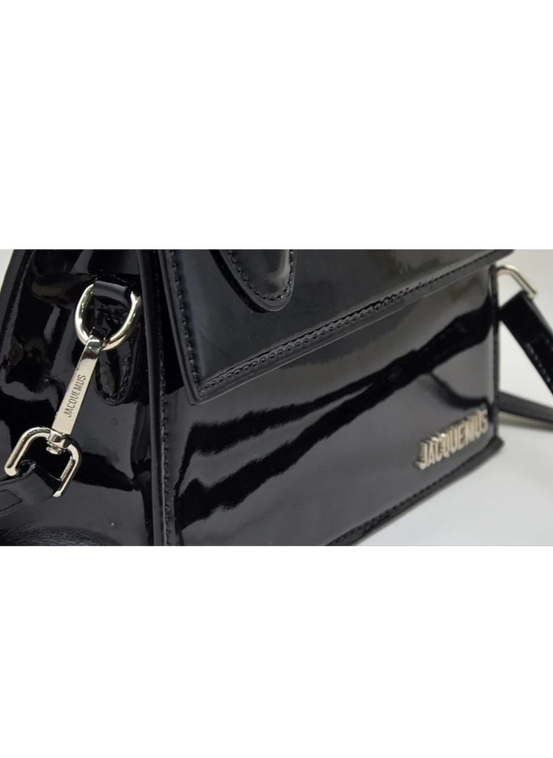 JACQUEMUS Le Chiquito Moyen Patent Leather Bag