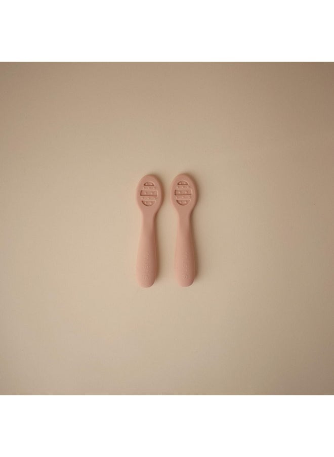 mushie Silicone First Feeding Baby Spoons | 2 Pack (Blush/Shifting Sand)