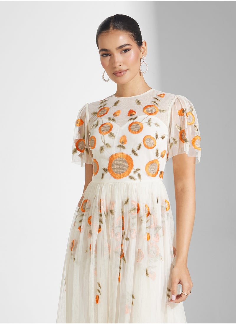 Embellished Crew Neck Maxi Dress