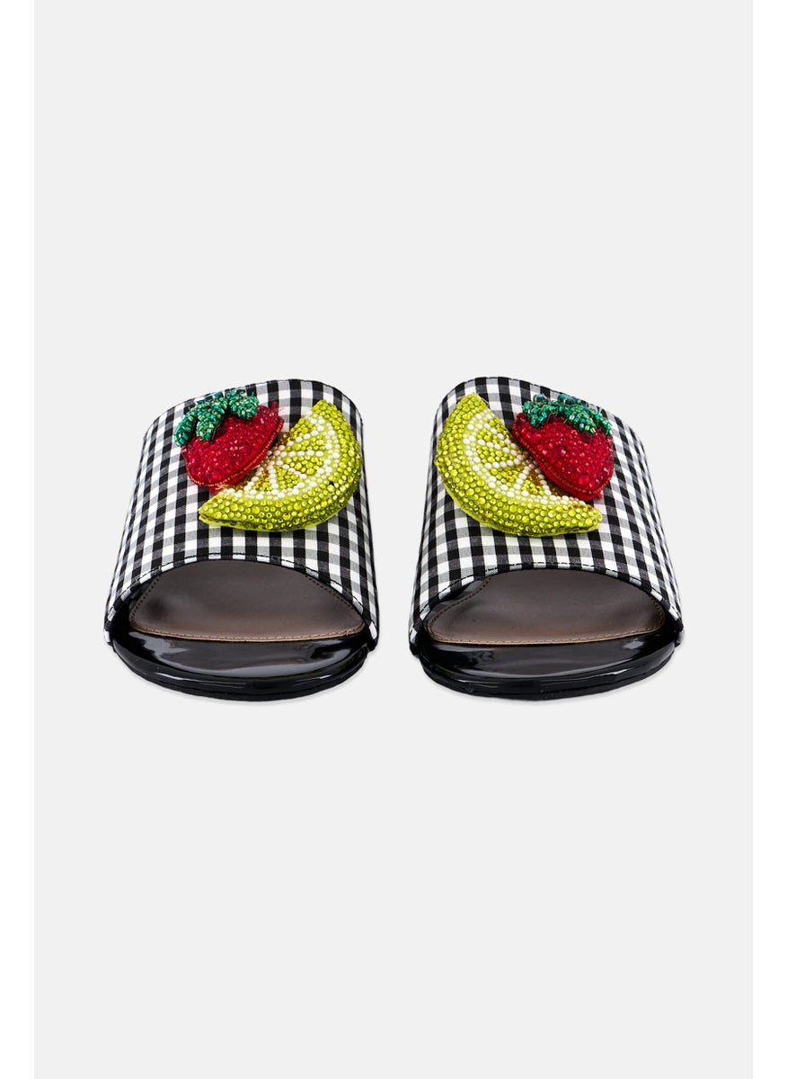 Women Medium Lindyy Slip On Sandals, Black
