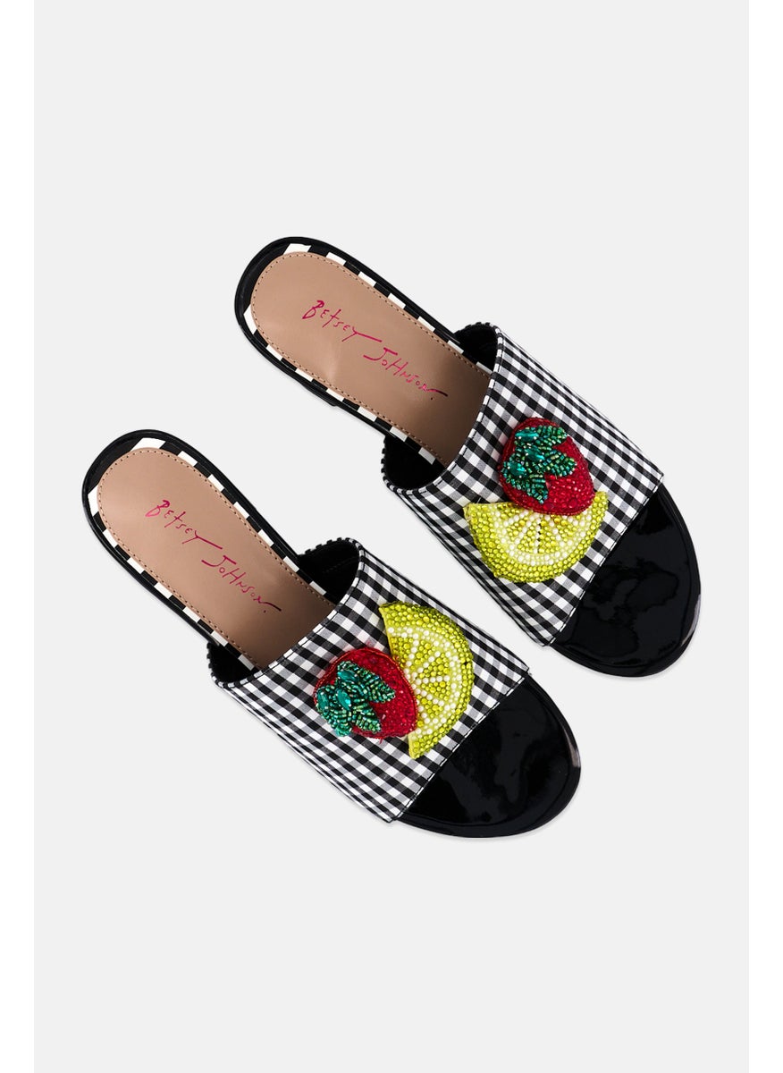 Women Medium Lindyy Slip On Sandals, Black