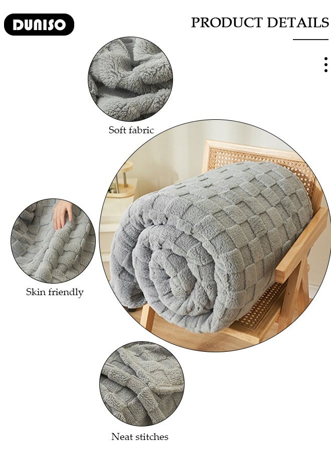 Throw Blanket for Couch or Bed, Super Soft Cozy Blankets for Room Decor, Warm and Breathable, Lightweight Fuzzy Warm Blanket Suitable for Couch, Sofa, Bed, Chair