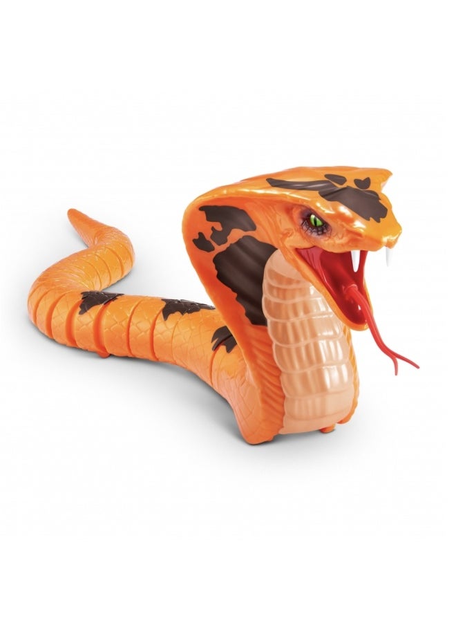 Robo Alive Series 1 King Cobra Robotic Figure (44.5 cm)