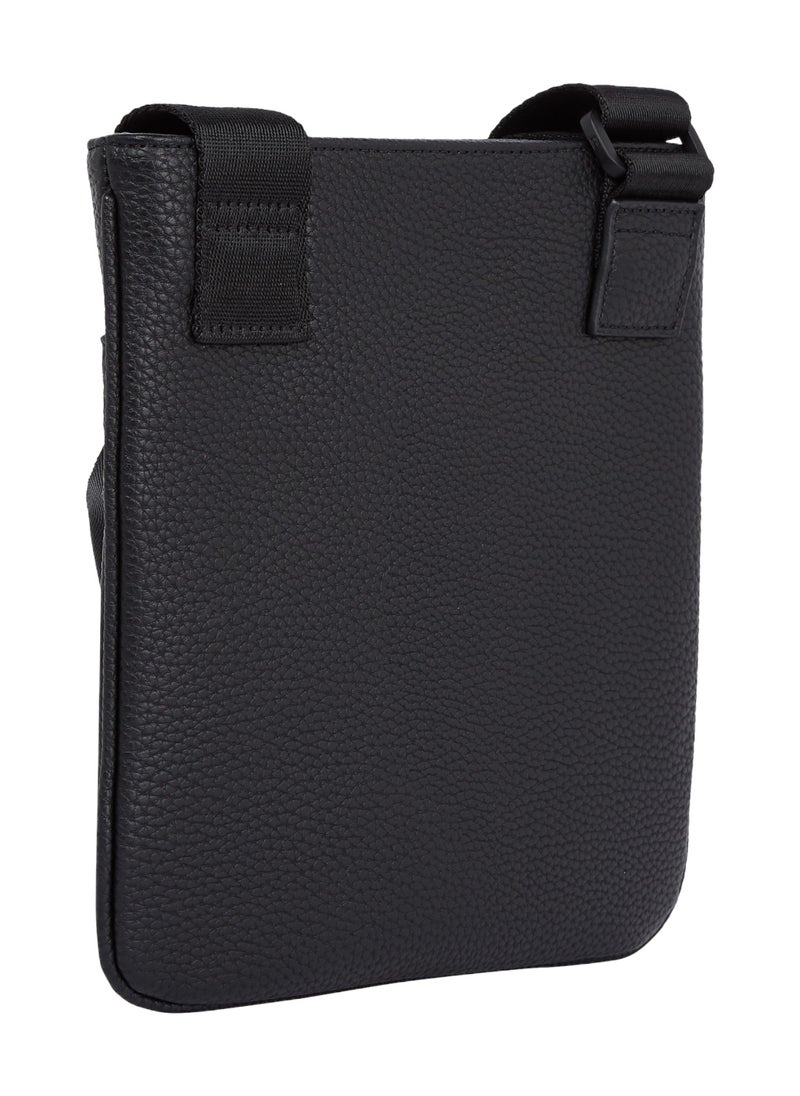 Essential Small Crossover Bag