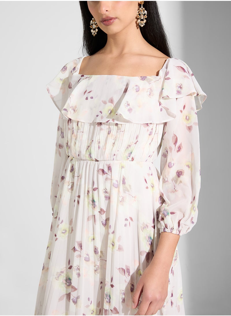 Floral Pleated Maxi Dress