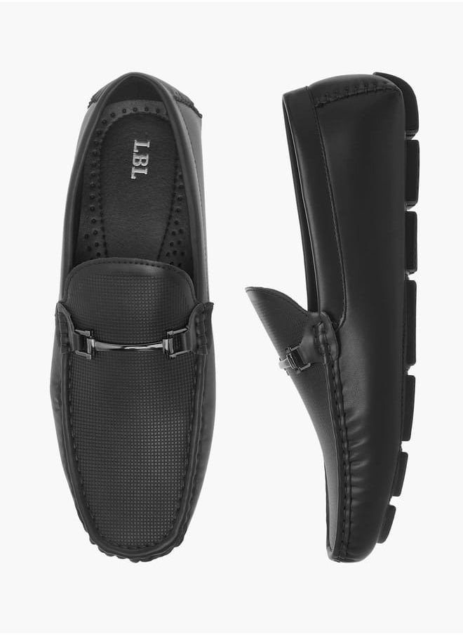 Men Metal Accent Slip-On Moccasins