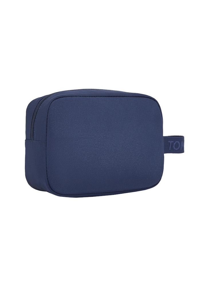 ESSENTIAL DAILY WASH BAG