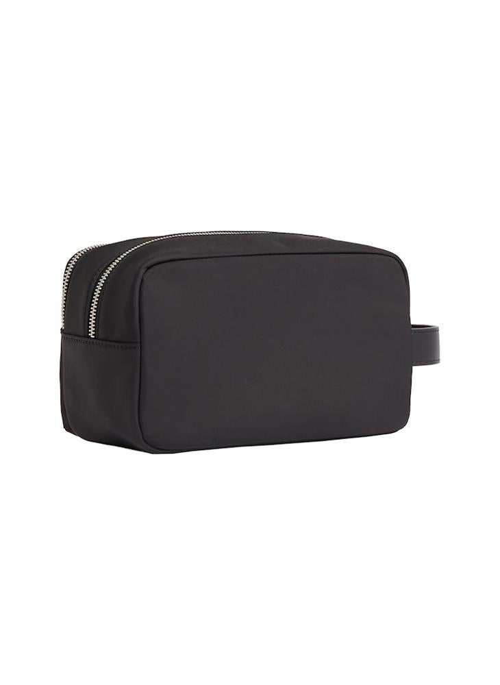 BUSINESS TECH WASH BAG