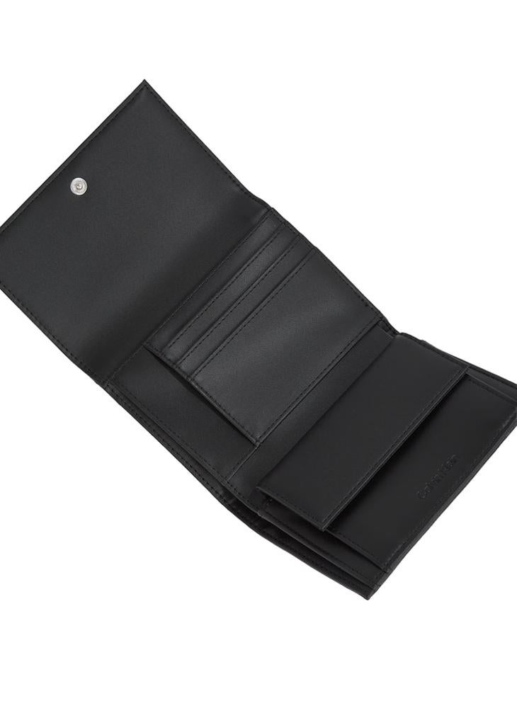 DAILY MEDIUM TRIFOLD WALLET