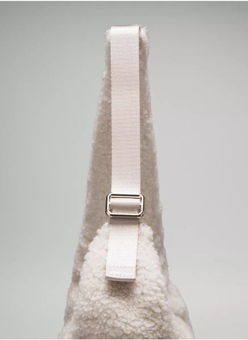 Lululemon Mini Shoulder Bag 4L Fleece