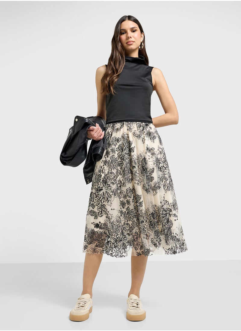 Monochrome Pleated Skirt