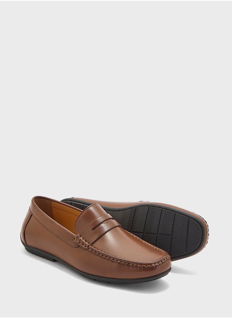 Saddle Detail Formal Loafers