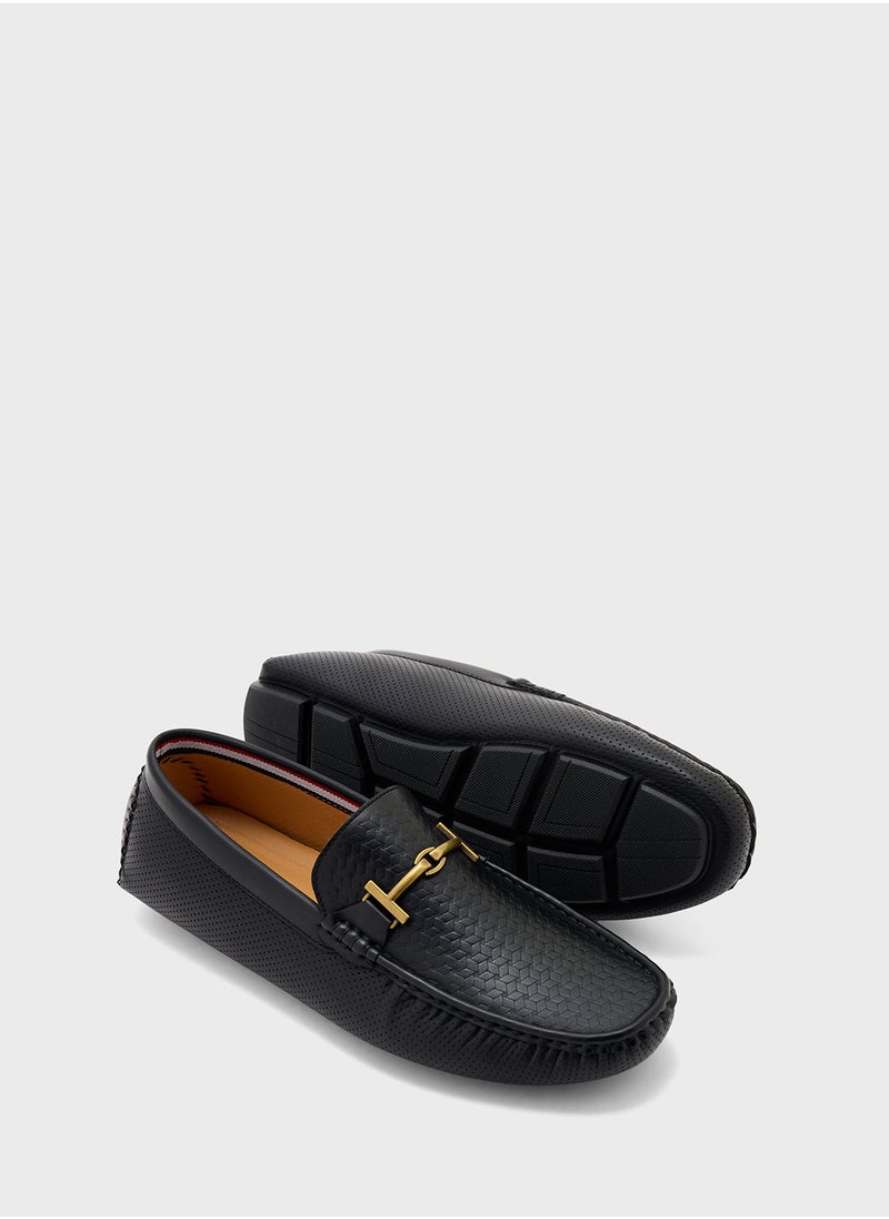 Trim Detail Textuted Loafers