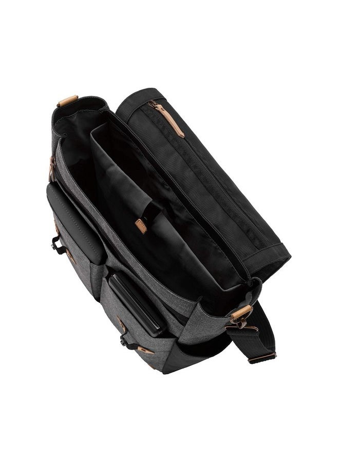 Petunia Pickle Bottom Pathway Pack, Graphite/Black