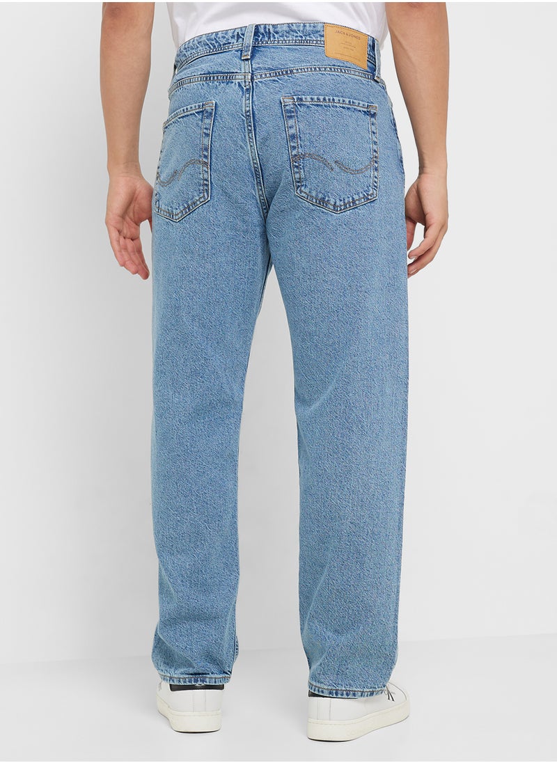 Stright Fit Light Wash Jeans