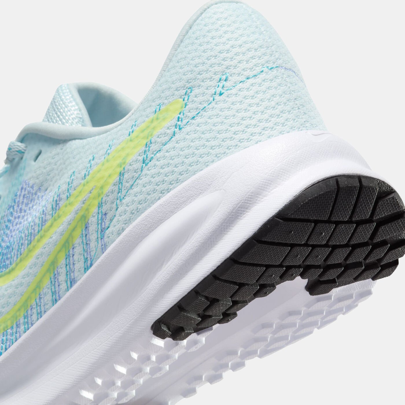Women's Run Defy Road Running Shoes