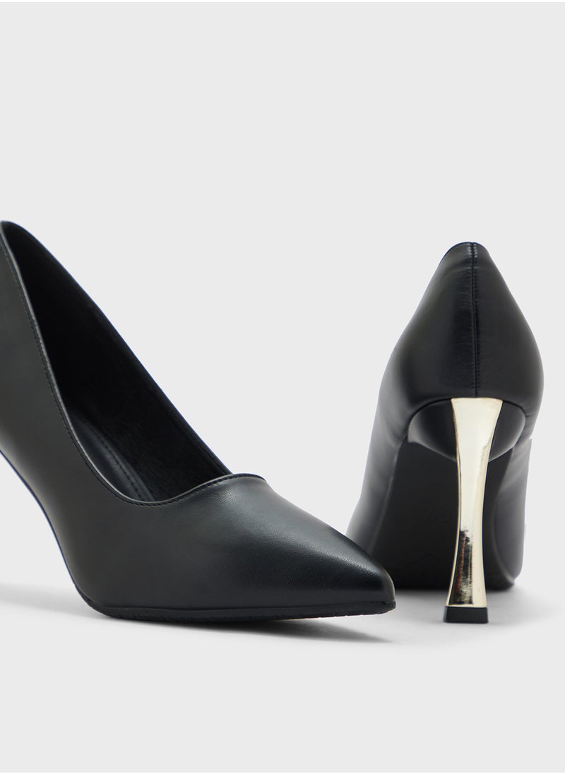 Essential Classic Pump