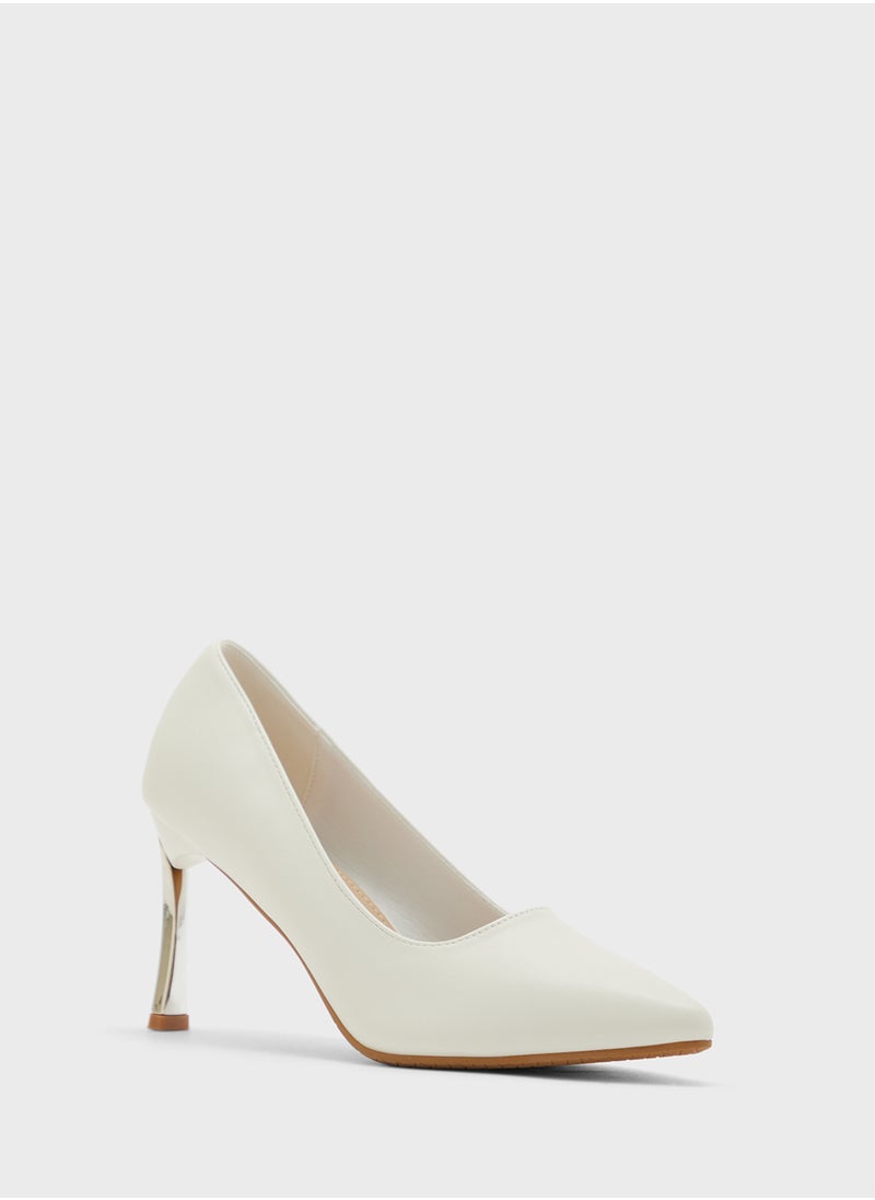 Essential Classic Pump