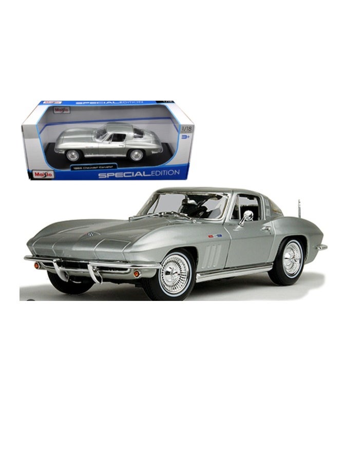 Maisto 1:18 1965 CHEVROLET CORVETTE SILVER