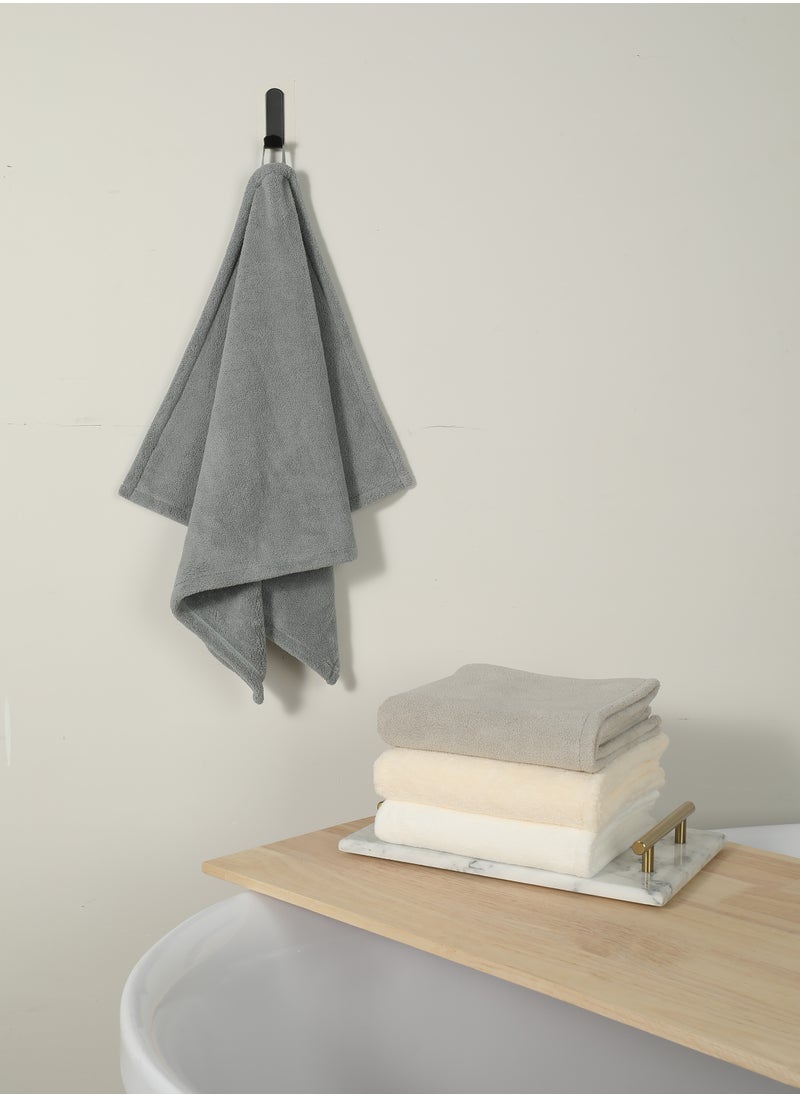 Dark Grey Large Bath Towel - Ultra-Soft Coral Fleece, High Water Absorption, Lightweight, and Gentle on Sensitive Skin - Quick-Dry and Durable for Everyday Use