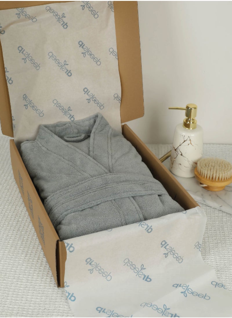 Luxury Bathrobes & Loungewear - Sophisticated Dark Grey Adult Bathrobe - High Water Absorption, Ultra-Soft, Lightweight, and Made from Finest Coral Fleece - Stylish Wide Sleeves and Long Length for Superior Relaxation