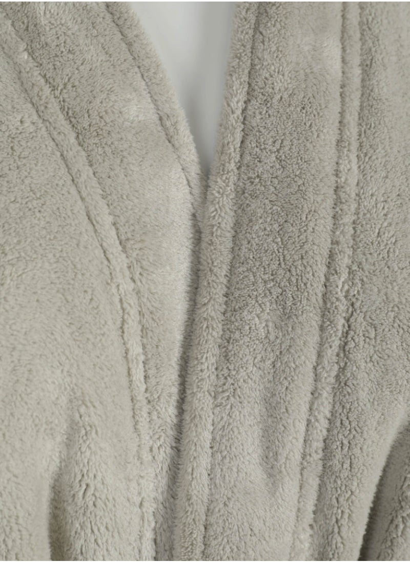 Luxury Bathrobes & Loungewear - Ultra-Soft & Stylish Comfort - Elegant Light Grey - Elegant Light Grey Adult Bathrobe - High Water Absorption, Ultra-Soft, Lightweight, and Made from Finest Coral Fleece - Modern Design with Wide Sleeves and Long Length for Maximum Comfort