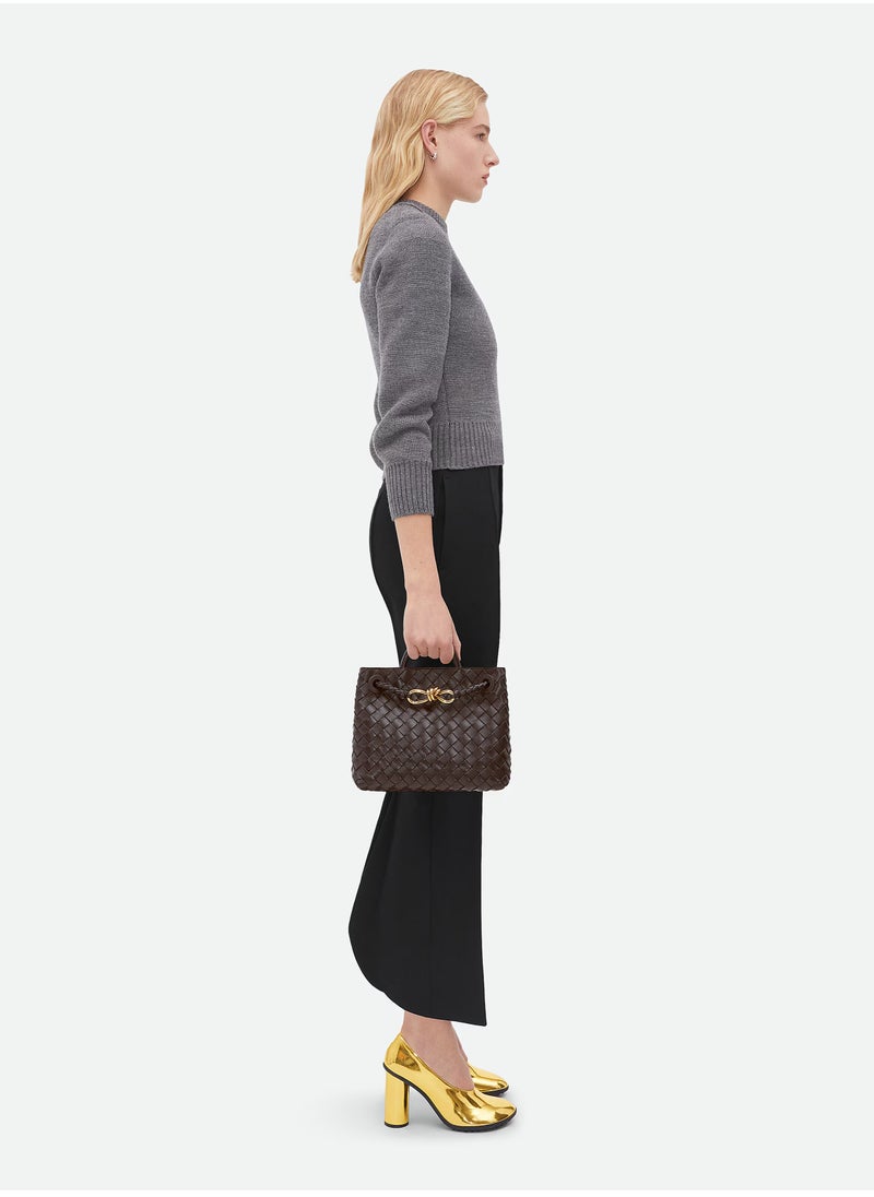 VENETA Andiamo Top handle bag leather bag with signature knot detail and sliding cross-body strap.