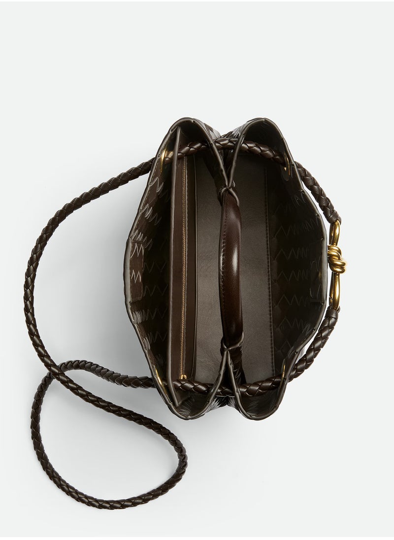 VENETA Andiamo Top handle bag leather bag with signature knot detail and sliding cross-body strap.