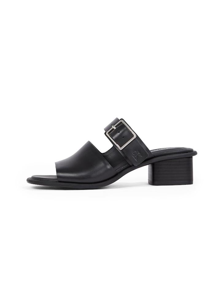 LEATHER HEELED SANDALS WITH BUCKLE