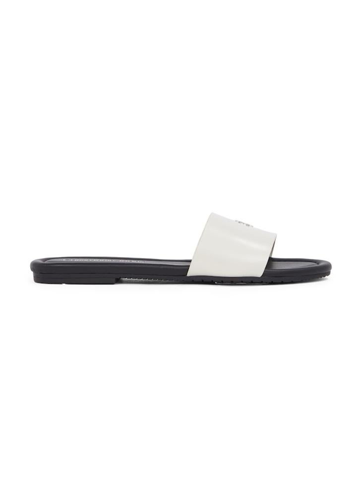 FLAT SANDALS