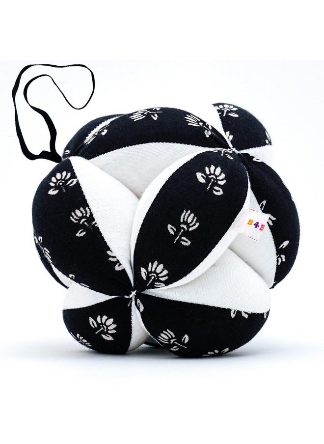 B4BRAIN Newborn Baby Rattle Clutch Ball | Hanging Toy Crib, Stroller, Car Seat | Montessori, Teething Safe | Soft, Black & White | Infant Development | Baby Shower Gift | 0,1,2,3,6 Months to 1 Year