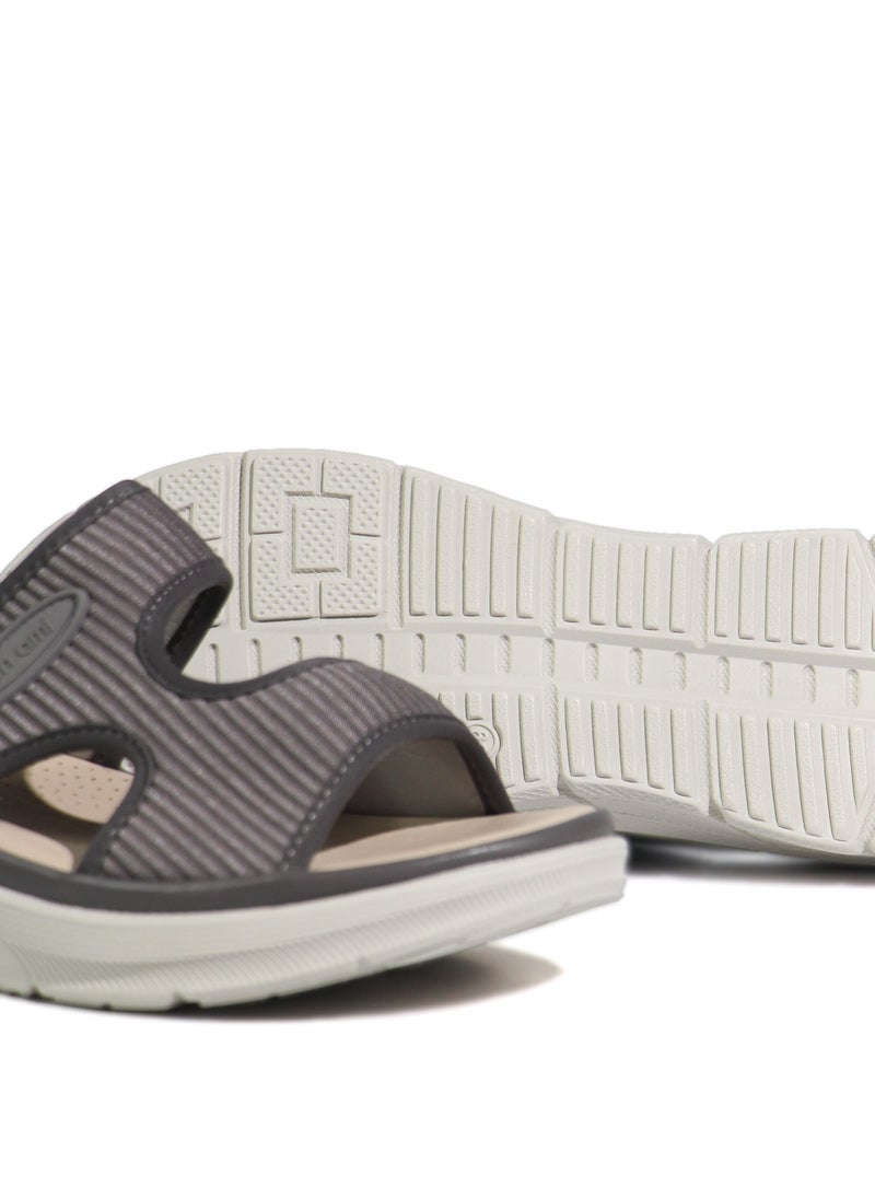 Monami Women's Slide Sandals - Super Comfy & Cushioned Slides for Women, Lightweight Soft Comfort Sandals with Arch Support, Stylish Casual Slides for Indoor, Outdoor, and Beach Wear