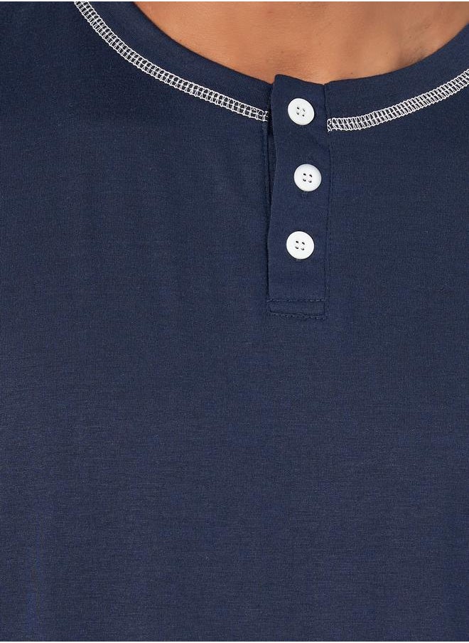 Styli Contrast Stitch Henley Neck T-Shirt and Shorts Set