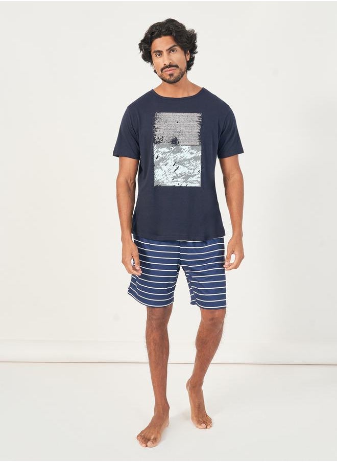 Graphic Pint T-Shirt & Striped Shorts Set