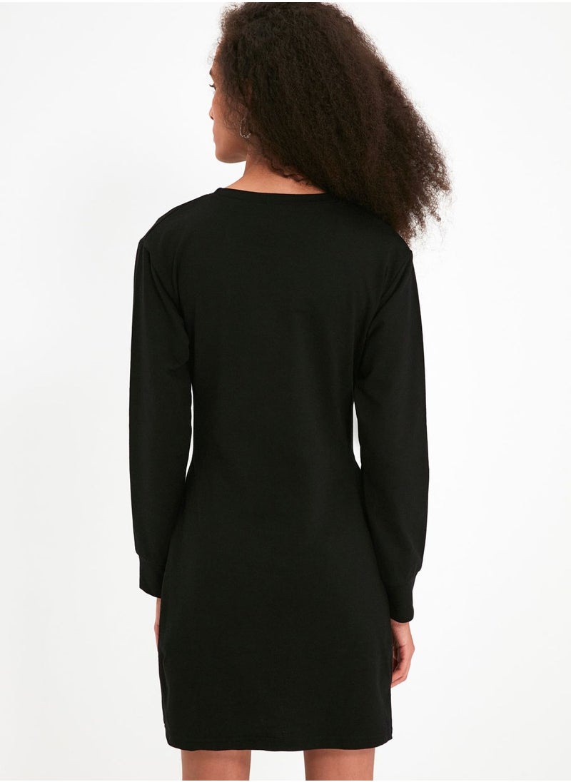 Round Neck Knitted Dress
