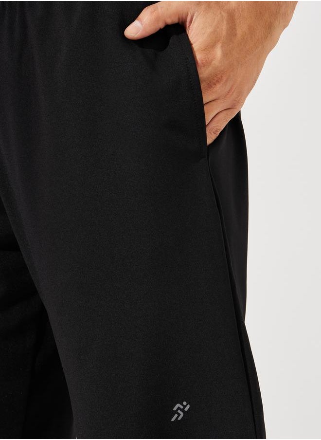 Textured T-Shirt and Shorts Sports Fitness Suit Set