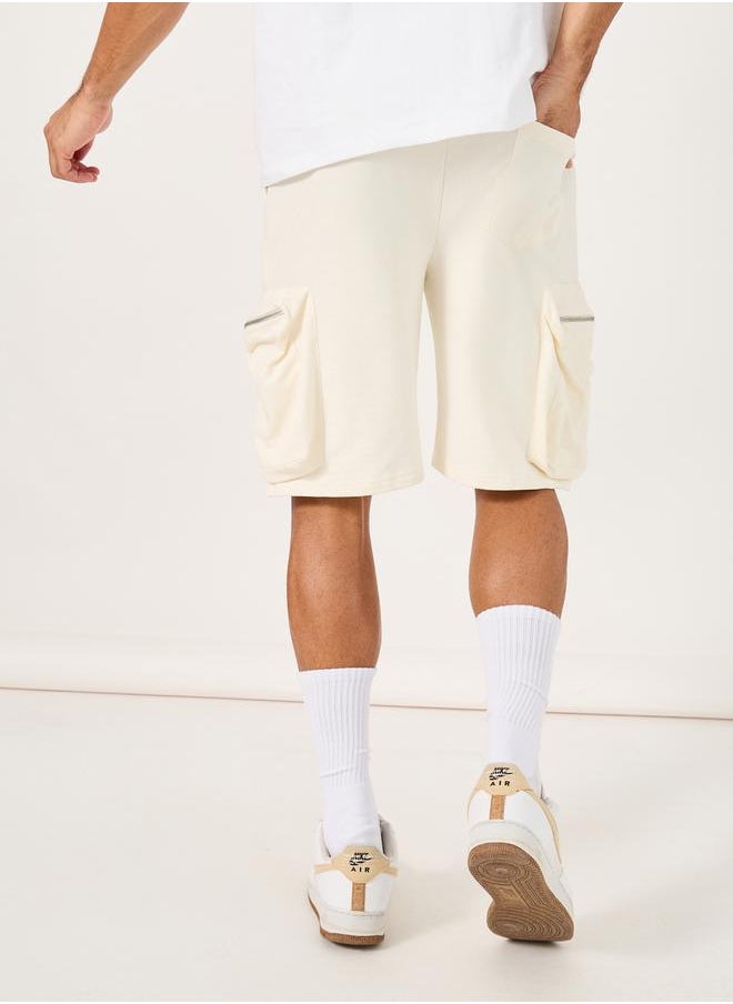 Oversized Fit Utility Cargo Shorts with Zipper
