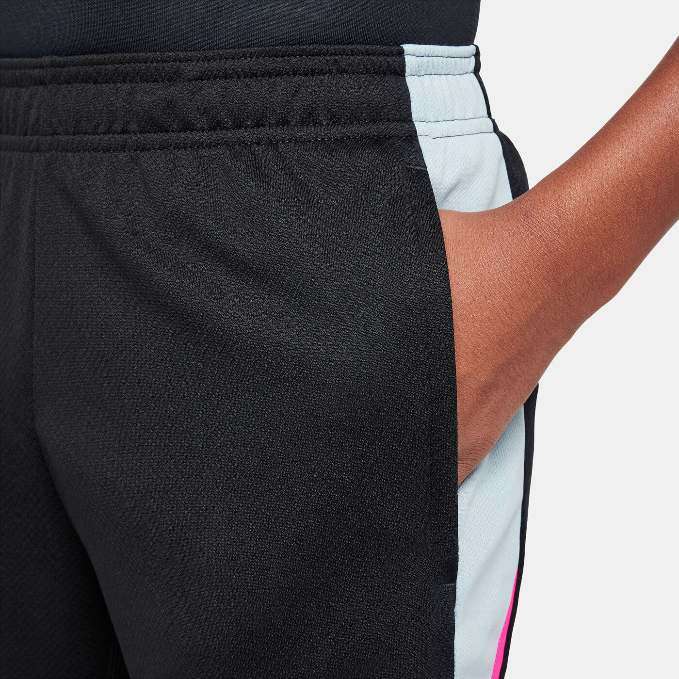 Kids' Dri-FIT Strike Football Shorts (Older Kids)