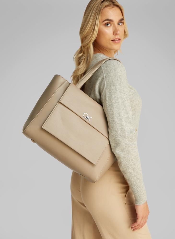 MEDIUM SHOPPER