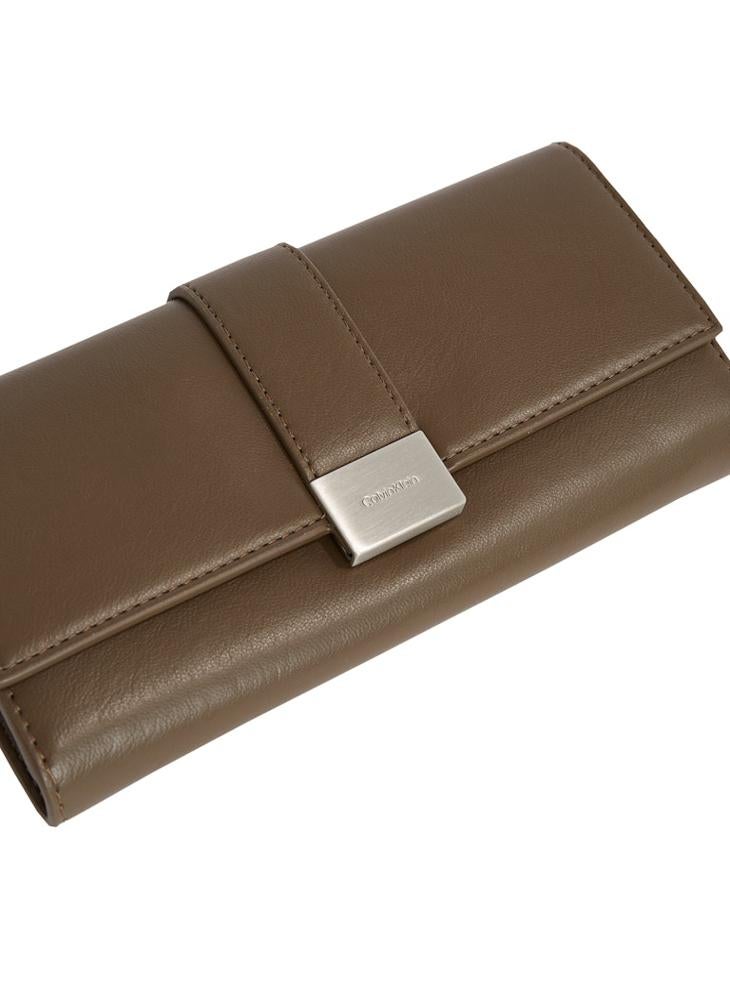 HARDWARE SNAP LARGE WALLET