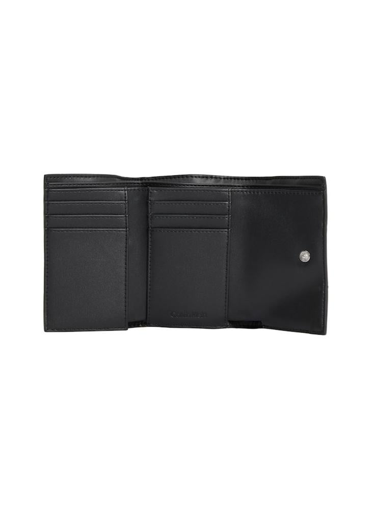 SMALL TRIFOLD WALLET