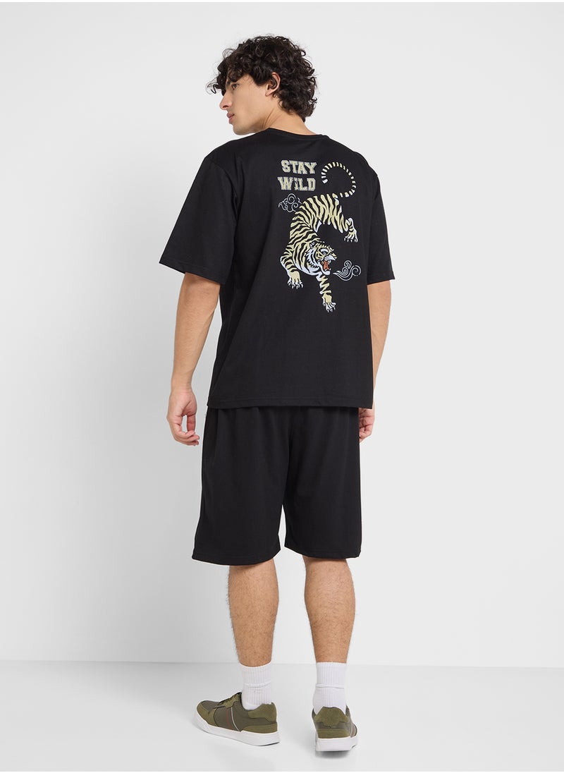 Graphic T-Shirts And Shorts Sets