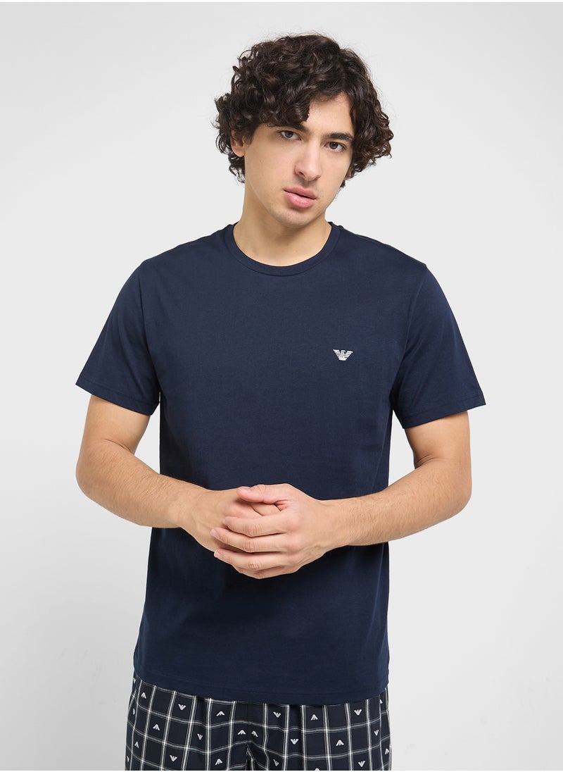 Crew Neck T-Shirt & Logo Band Shorts