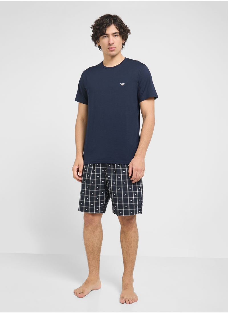 Crew Neck T-Shirt & Logo Band Shorts