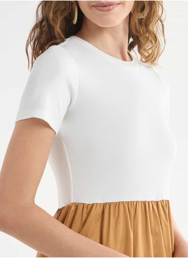 Colourblock A-line Dress with Round Neck and Short Sleeves