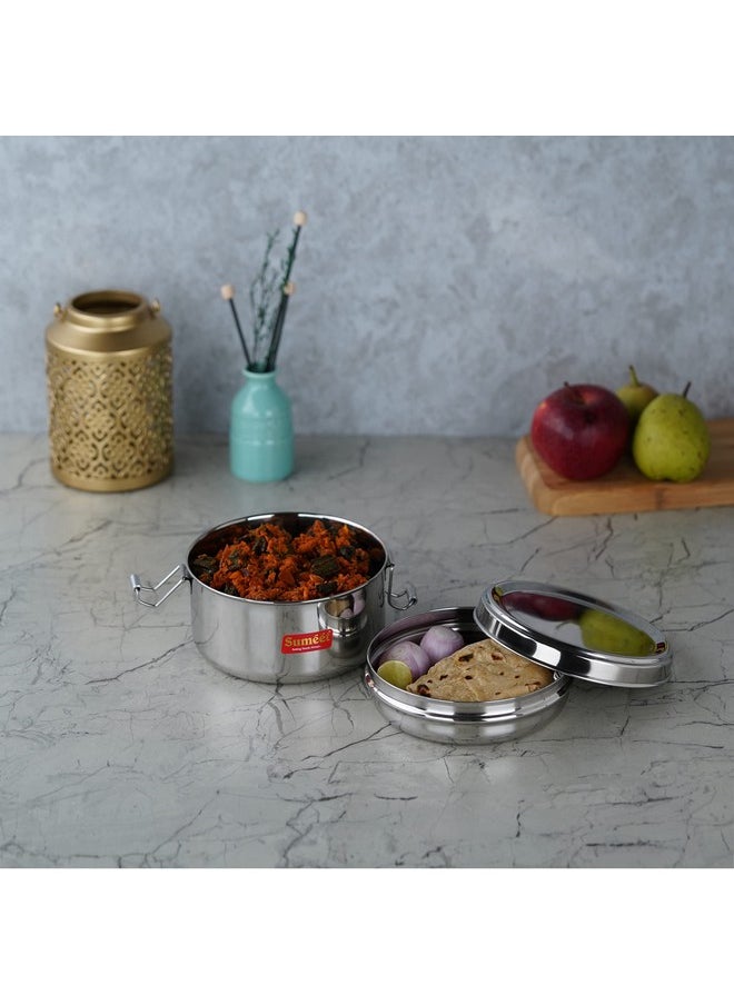 Sumeet Stainless Steel Meal Pack Lunch Box/Tiffin with Steel Separator Plate and Locking Clip, 500ML, 13cm Dia, Silver