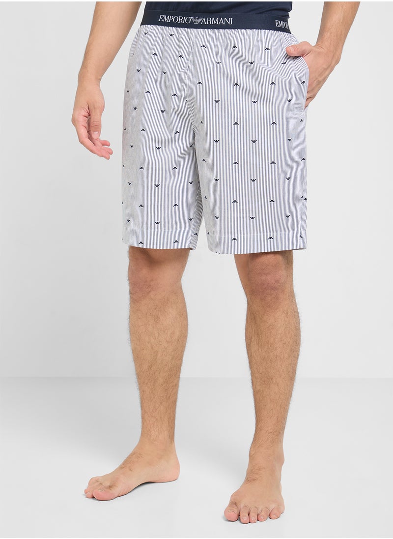 Crew Neck T-Shirt & Logo Band Shorts