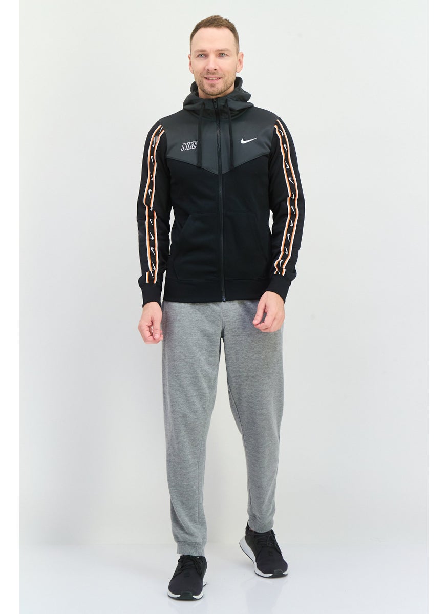 Men Sportswear Fit Long Sleeve Training Hooded Sweatshirt, Black