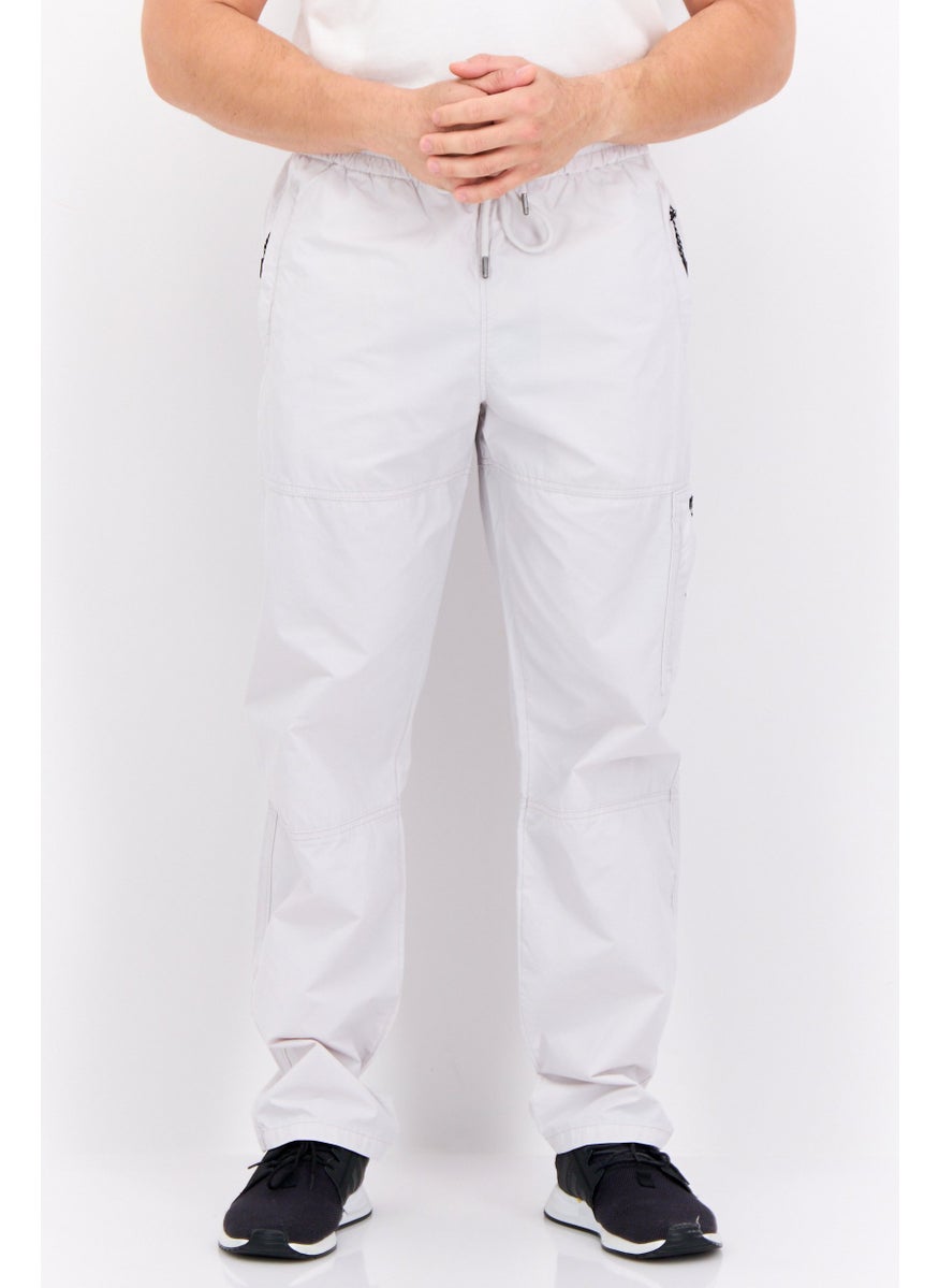 Men Regular Fit Brand Logo Cargo Pants, Light Grey