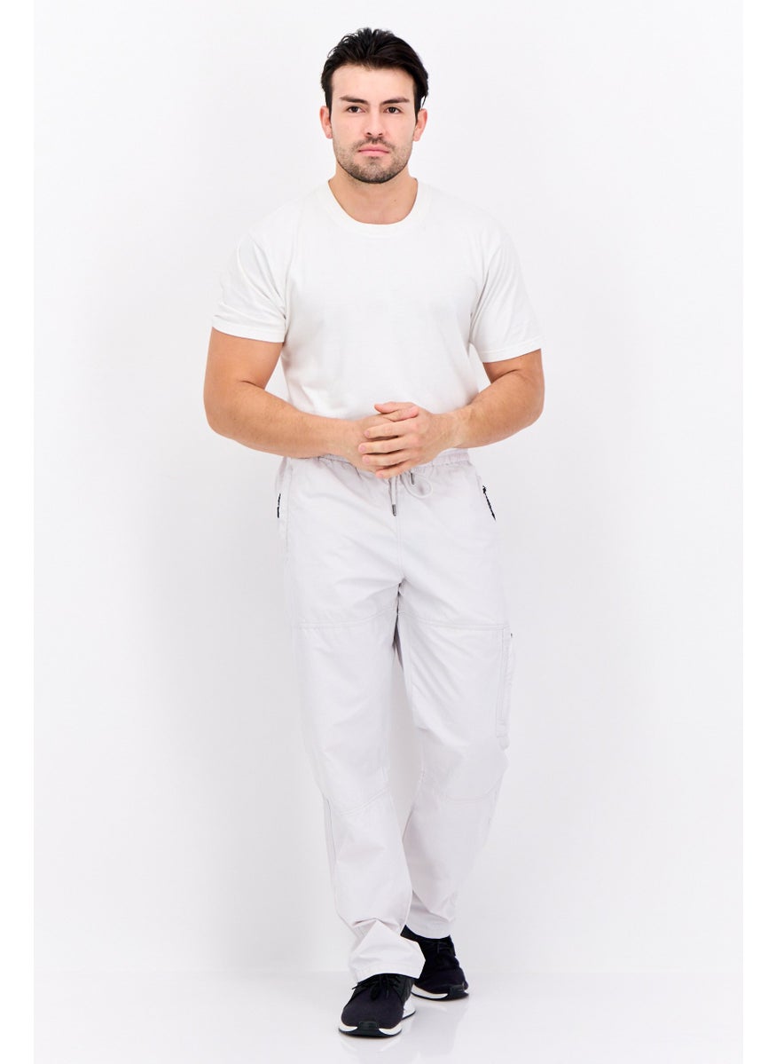 Men Regular Fit Brand Logo Cargo Pants, Light Grey